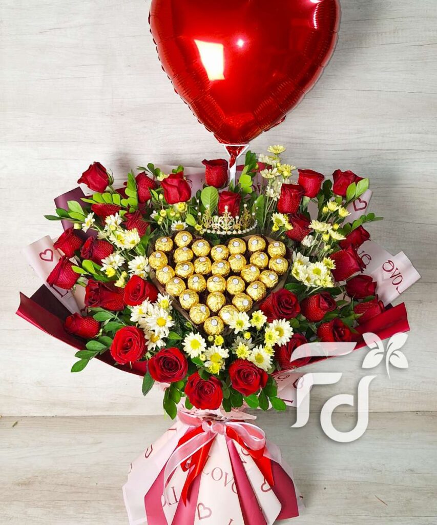 Ramo Buchón Coreano de Rojas Rojas v2 y Corazon de Chocolates Ferrero